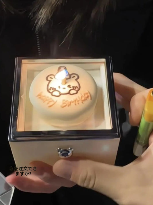 Dönerek Açılan Sürpriz Mumlu Yüzük Kutusu