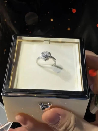 Dönerek Açılan Sürpriz Mumlu Yüzük Kutusu