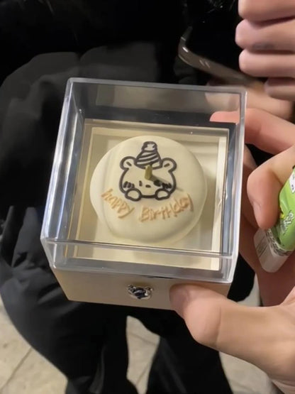 Dönerek Açılan Sürpriz Mumlu Yüzük Kutusu